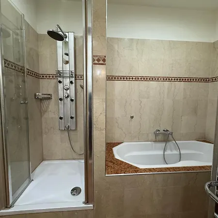 Versace Luxury Apartmán Budapešť