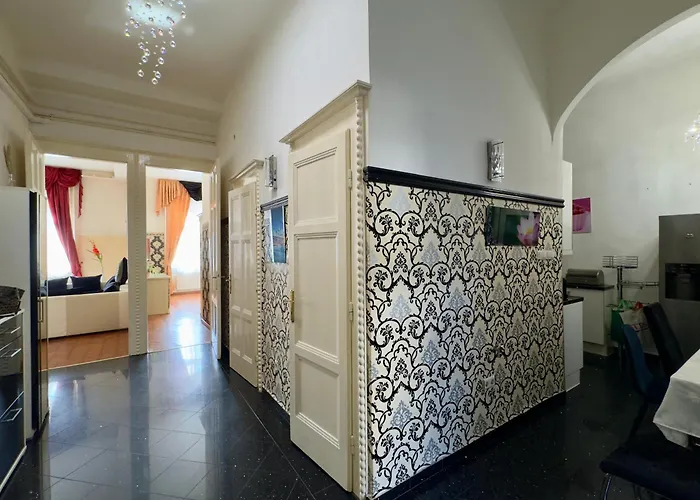 Versace Luxury * Budapesta