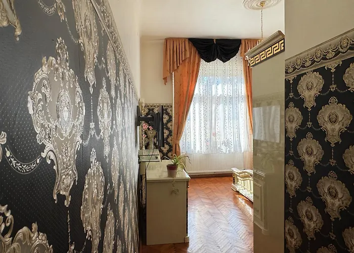 Versace Luxury Apartament